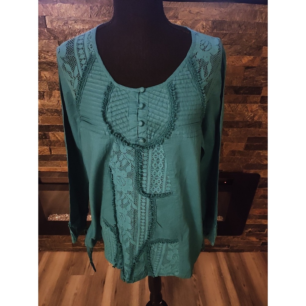 Claudia Ev Turquoise Top Size 10